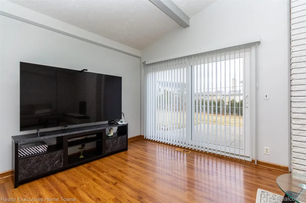 36218 Allison Drive Sterling Heights City MI 48310