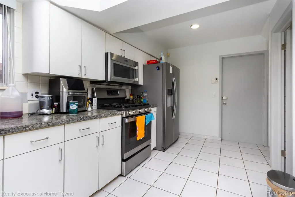 36218 Allison Drive Sterling Heights City MI 48310