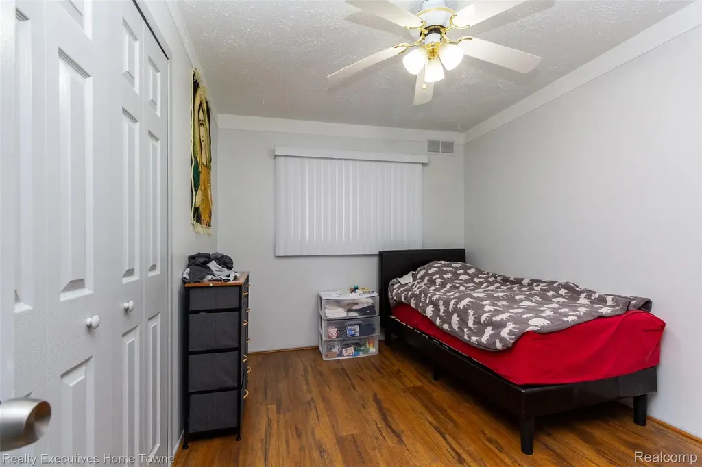 36218 Allison Drive Sterling Heights City MI 48310