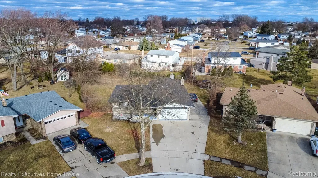 36218 Allison Drive Sterling Heights City MI 48310