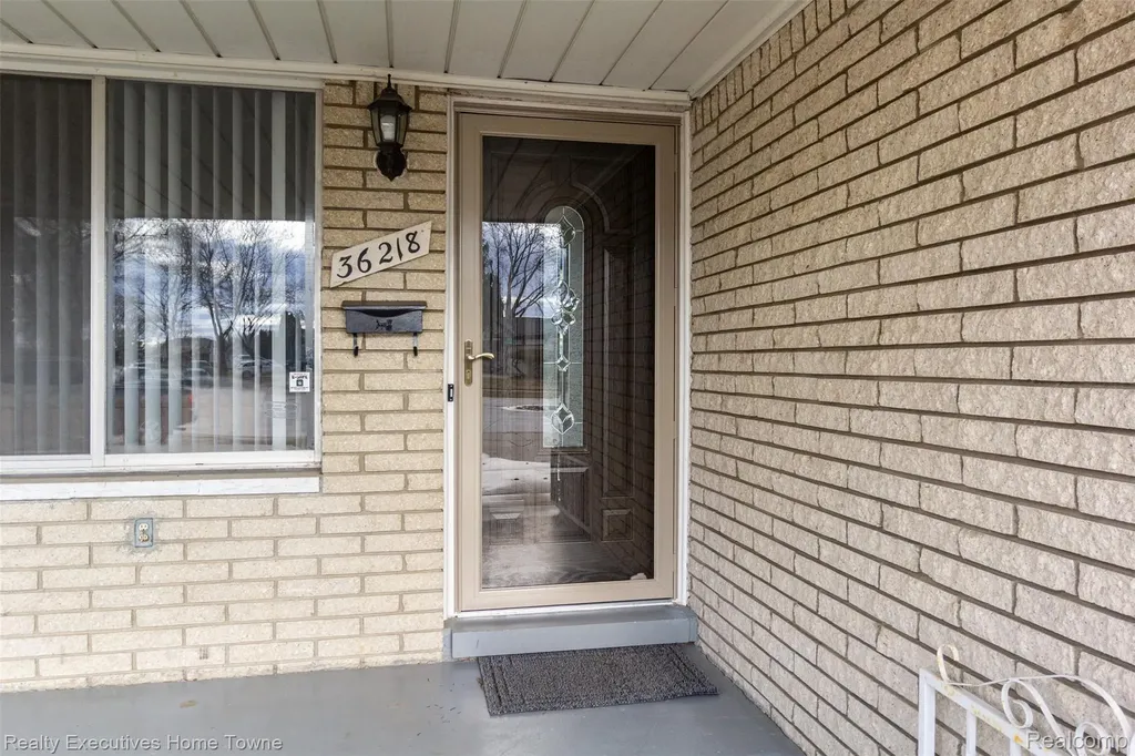 36218 Allison Drive Sterling Heights City MI 48310