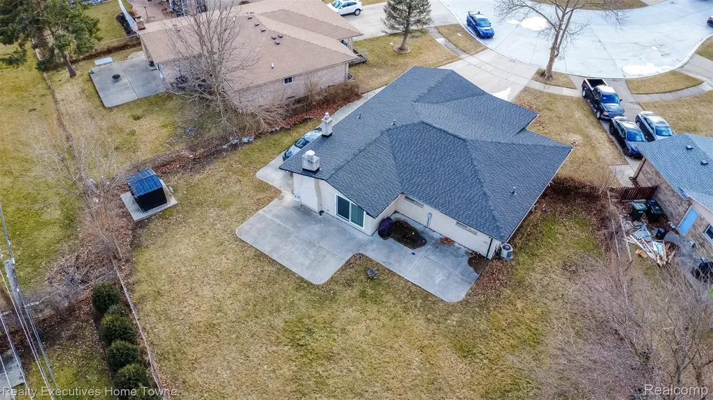 36218 Allison Drive Sterling Heights City MI 48310
