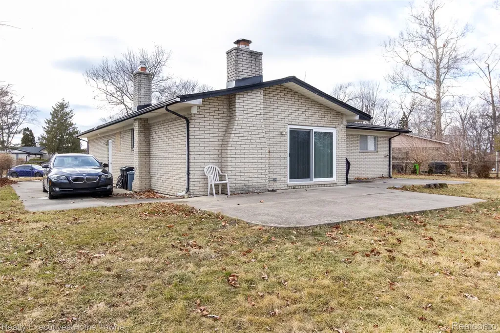 36218 Allison Drive Sterling Heights City MI 48310
