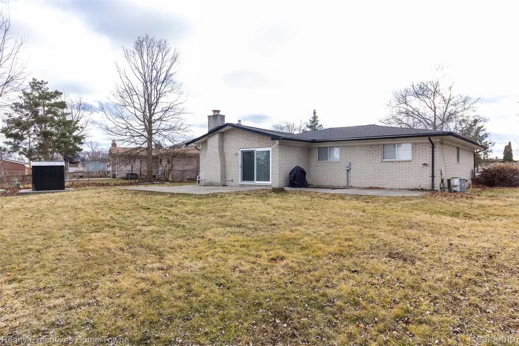 36218 Allison Drive Sterling Heights City MI 48310