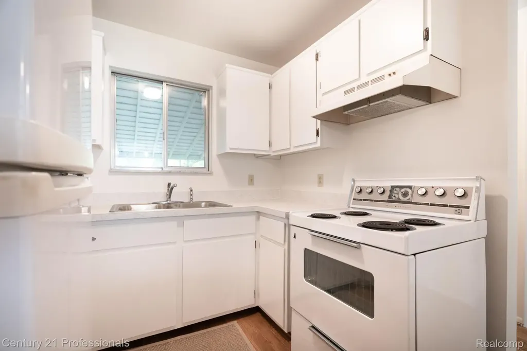 5959 Alan Brighton Township MI 48116