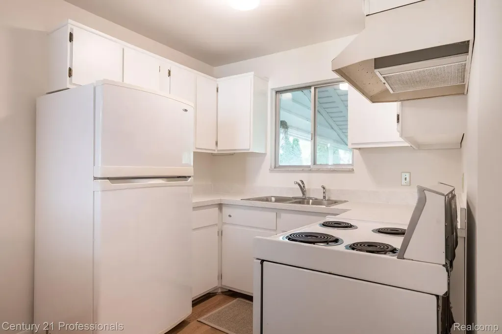 5959 Alan Brighton Township MI 48116