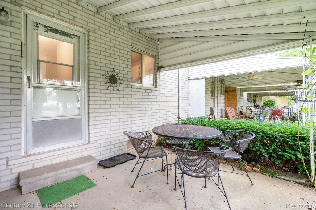 5959 Alan Brighton Township MI 48116