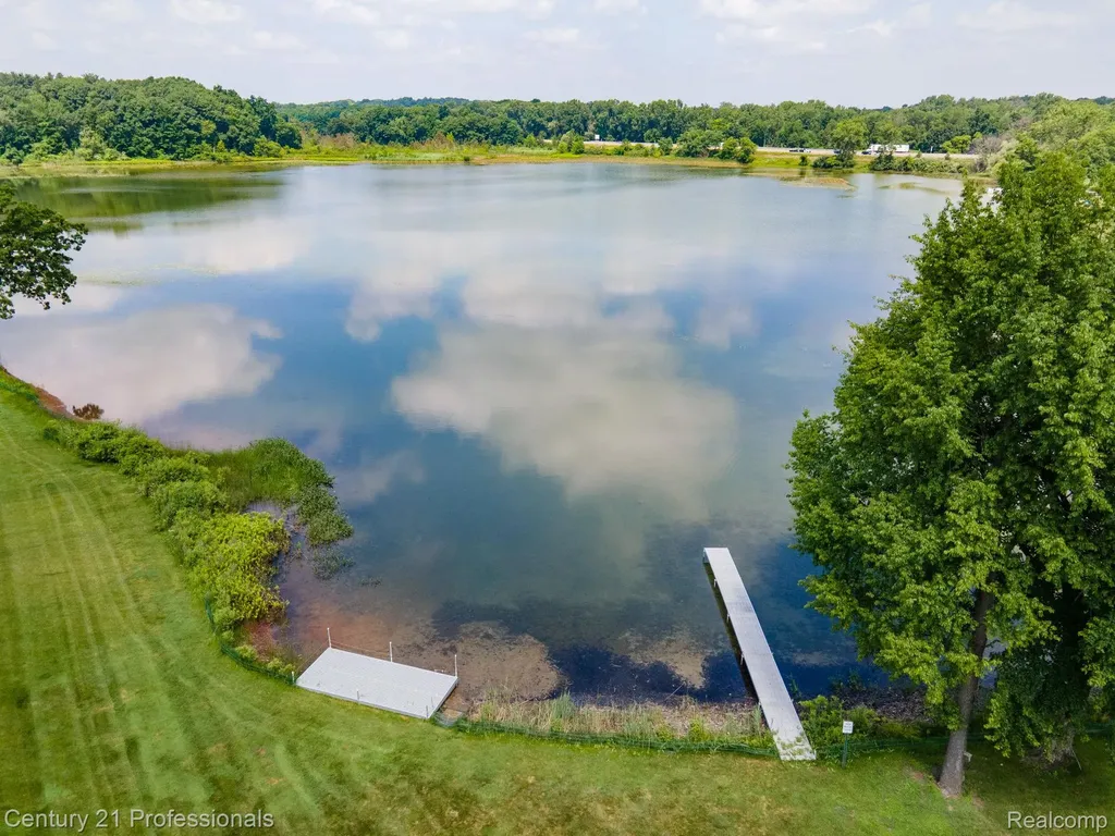 5959 Alan Brighton Township MI 48116