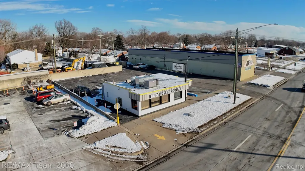 27010 Plymouth Road Redford Charter Township MI 48239