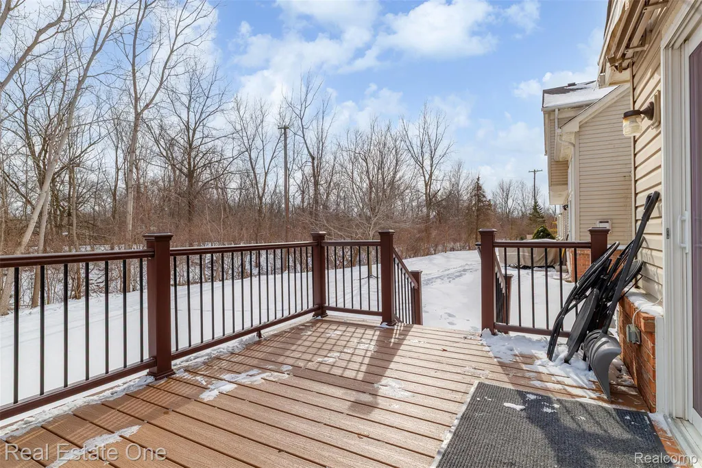 5481 Greenway Drive Trenton City MI 48183