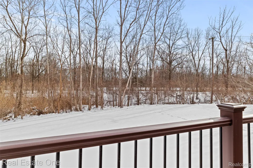 5481 Greenway Drive Trenton City MI 48183
