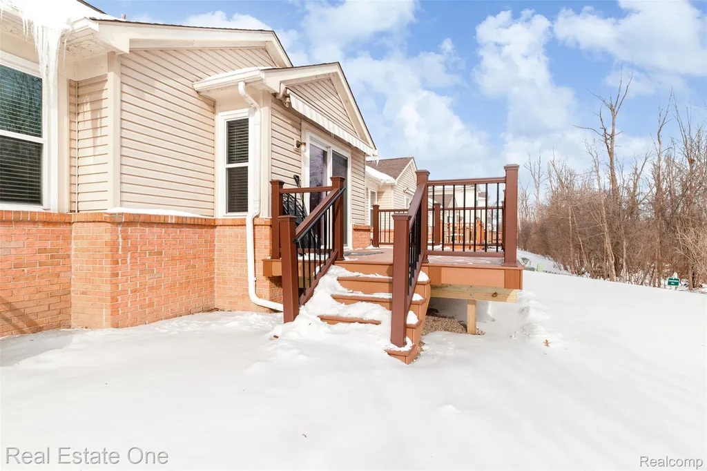 5481 Greenway Drive Trenton City MI 48183