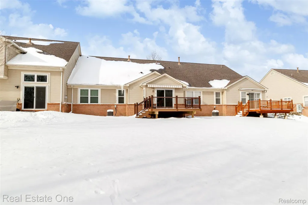 5481 Greenway Drive Trenton City MI 48183