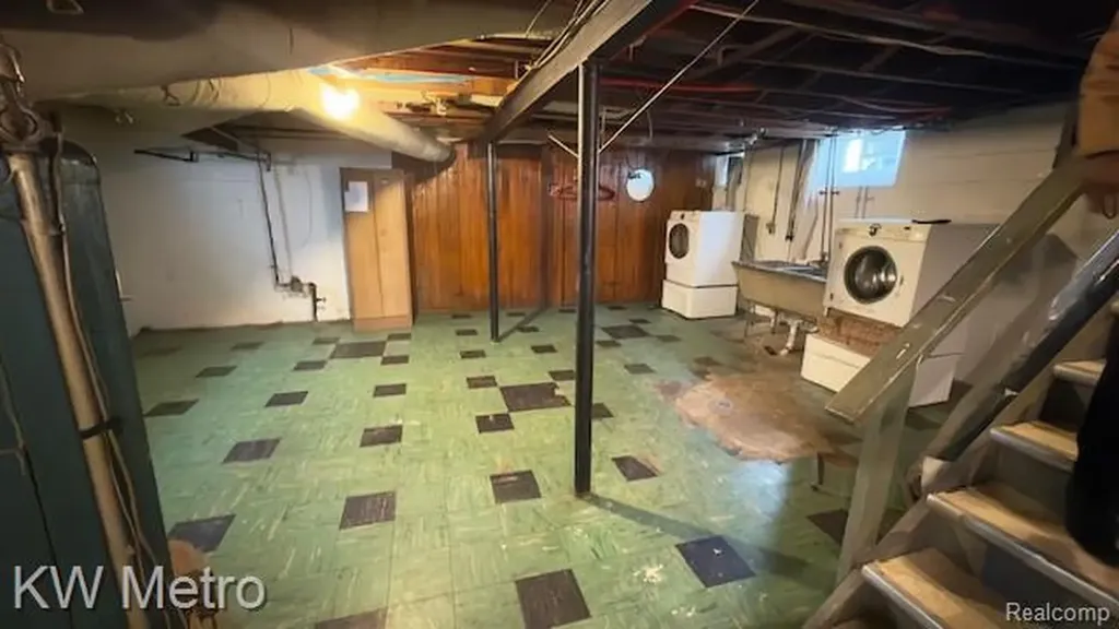 19219 Dean Street Detroit City MI 48234