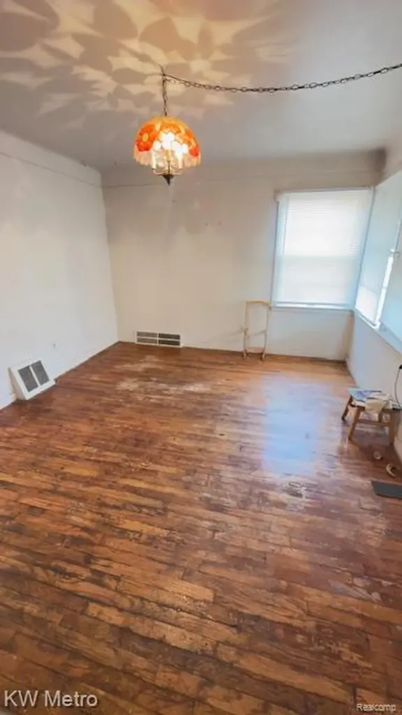 19219 Dean Street Detroit City MI 48234