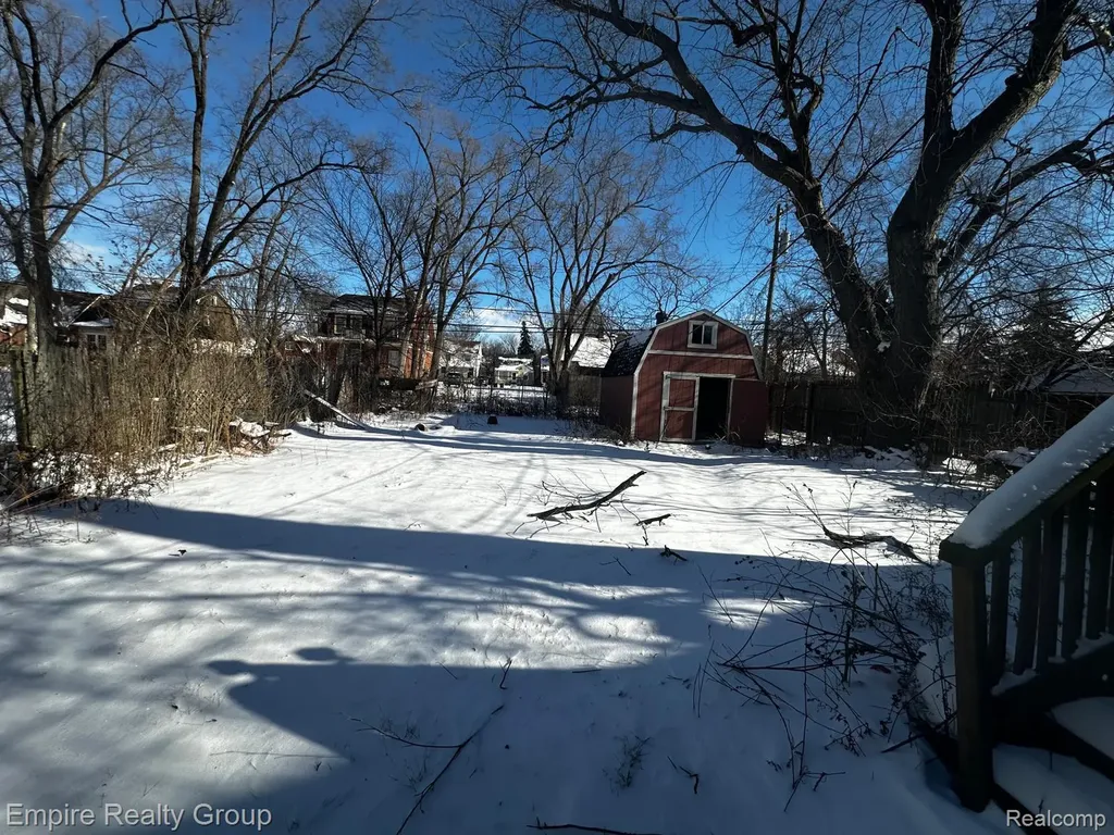 9326 Ward Street Detroit City MI 48228