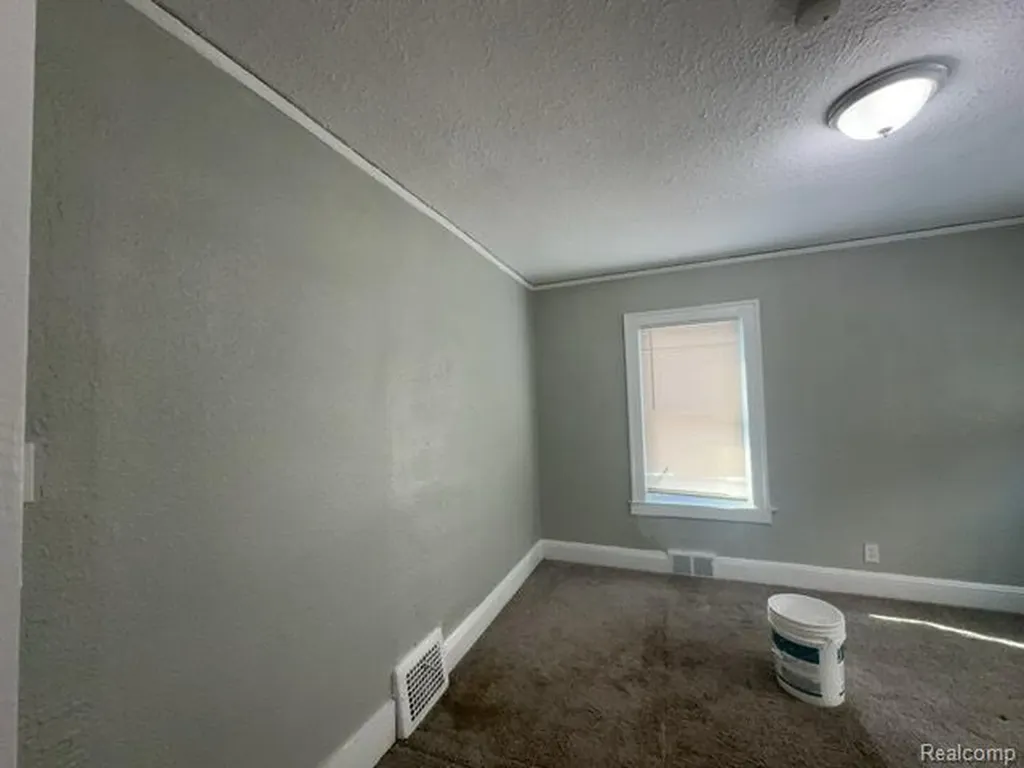 15011 Fairfield Street Detroit City MI 48238