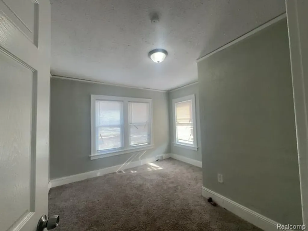 15011 Fairfield Street Detroit City MI 48238