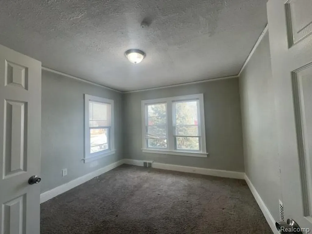 15011 Fairfield Street Detroit City MI 48238
