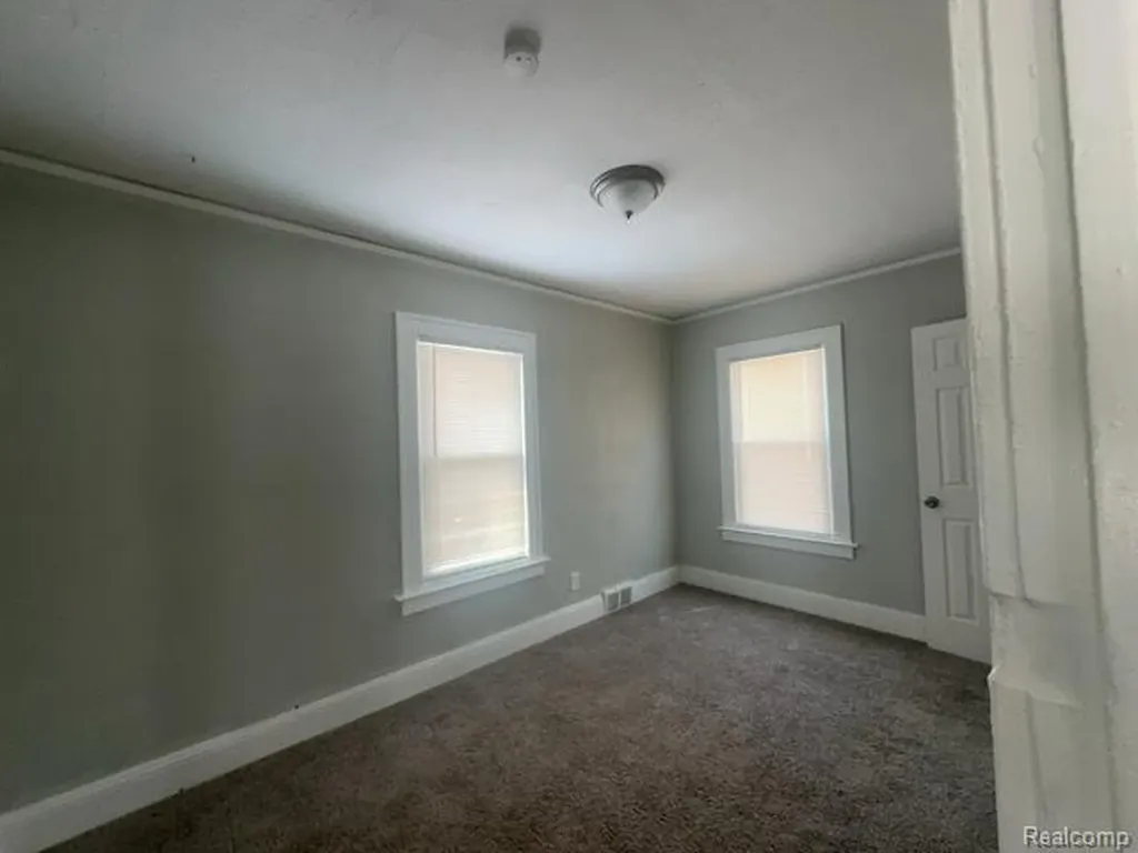 15011 Fairfield Street Detroit City MI 48238