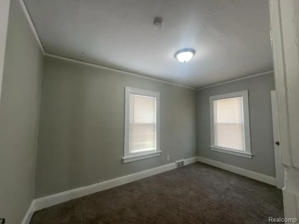 15011 Fairfield Street Detroit City MI 48238