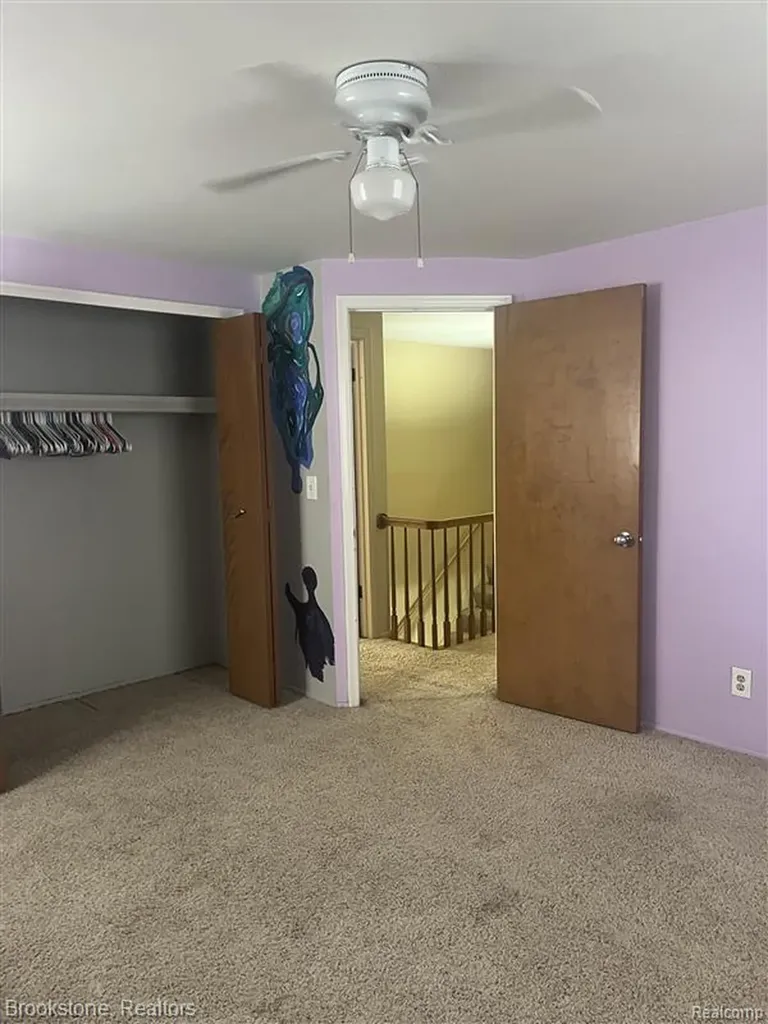 28917 Ramblewood Drive Farmington Hills City MI 48334