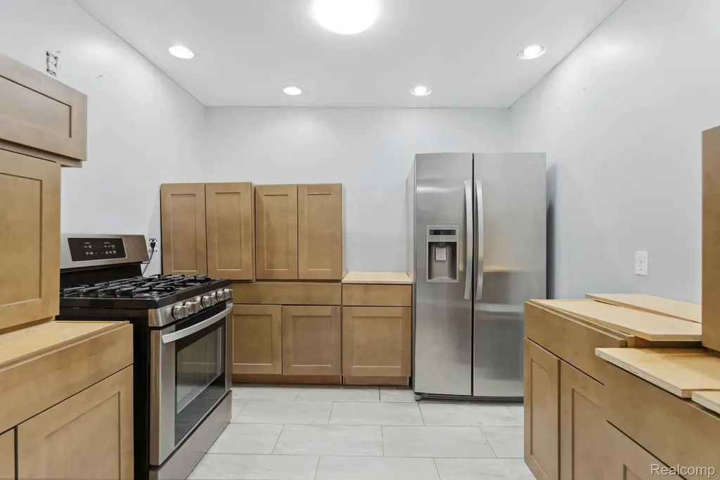 16666 James Couzens Freeway Detroit City MI 48221