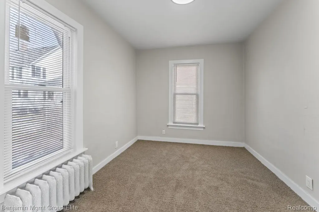 532 Fox Street Lapeer City MI 48446