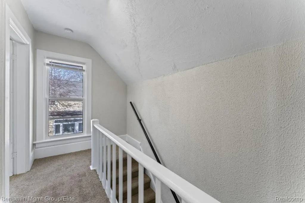 532 Fox Street Lapeer City MI 48446