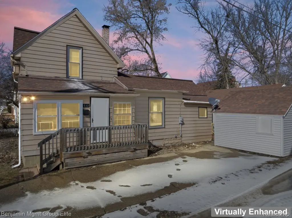 532 Fox Street Lapeer City MI 48446