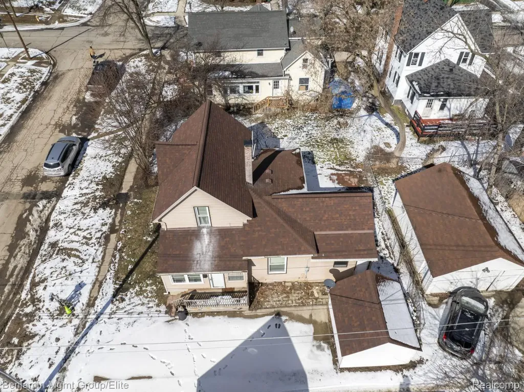 532 Fox Street Lapeer City MI 48446