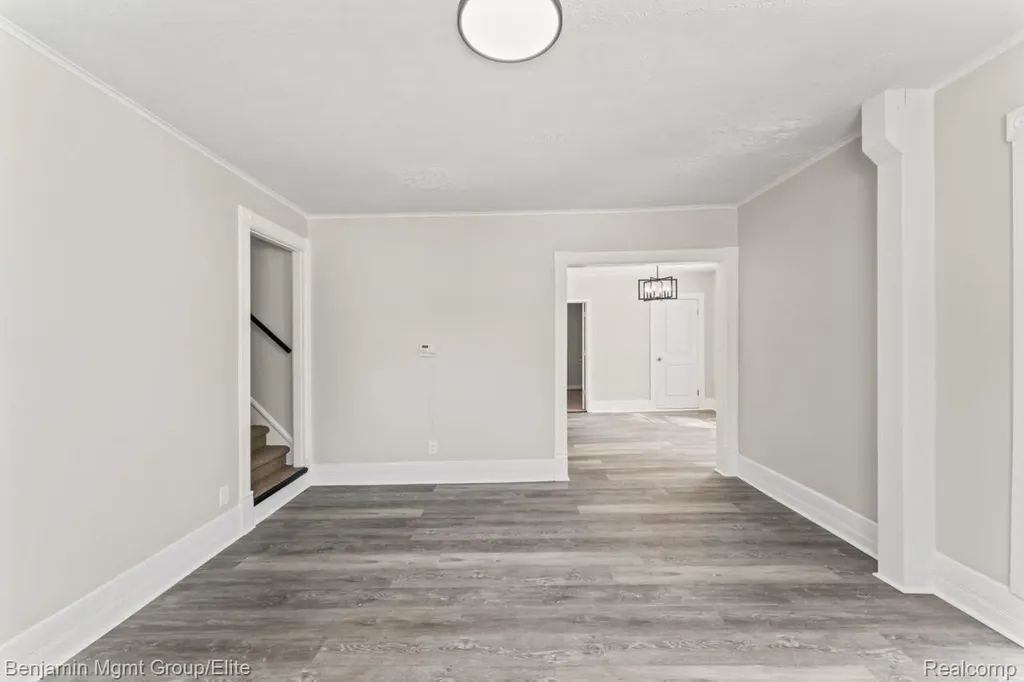 532 Fox Street Lapeer City MI 48446