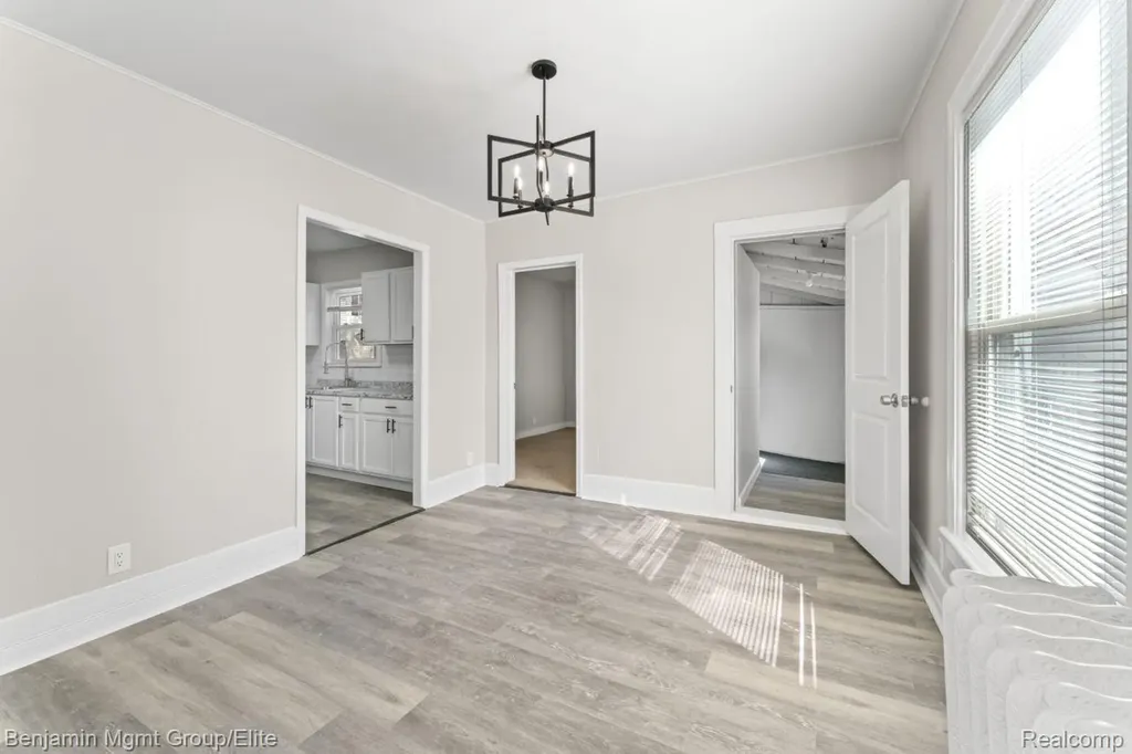 532 Fox Street Lapeer City MI 48446
