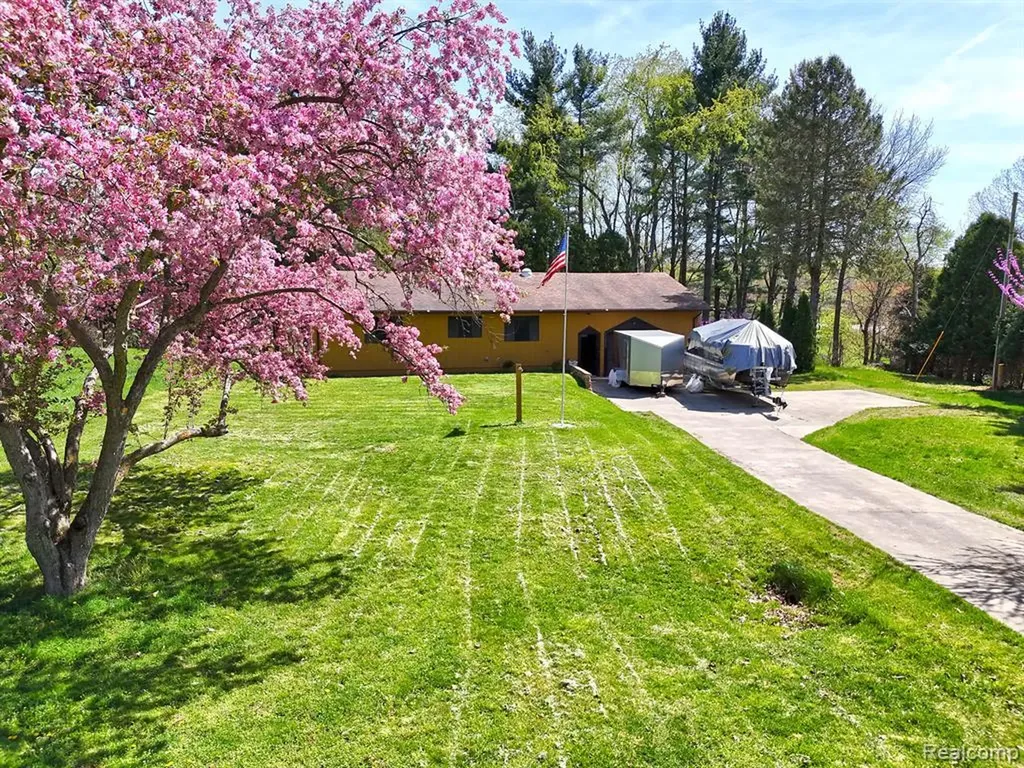 11575 Us Highway 31 Berrien Township MI 49103