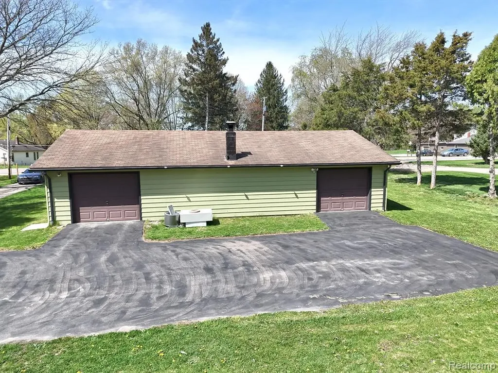 11575 Us Highway 31 Berrien Township MI 49103