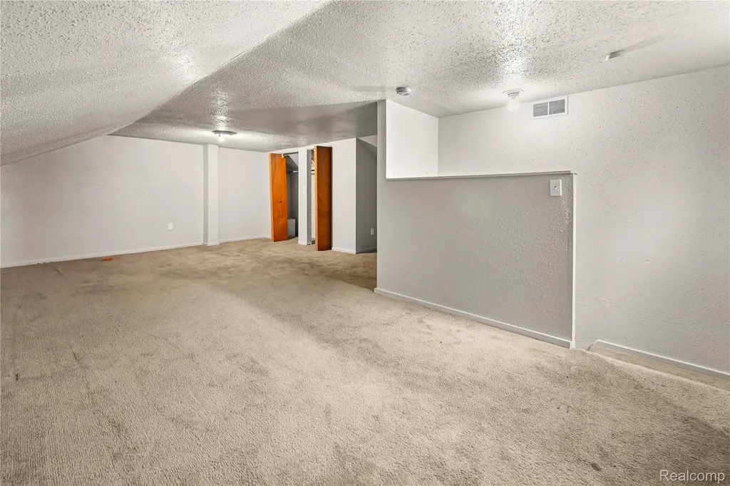11137 E Outer Drive Detroit City MI 48224