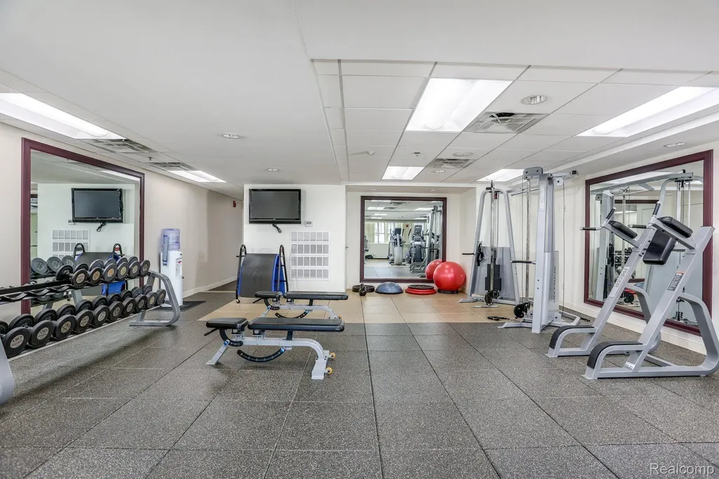 525 W Lafayette Boulevard Detroit City MI 48226