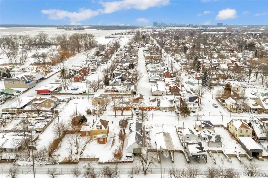 178 Ashland Street Detroit City MI 48215