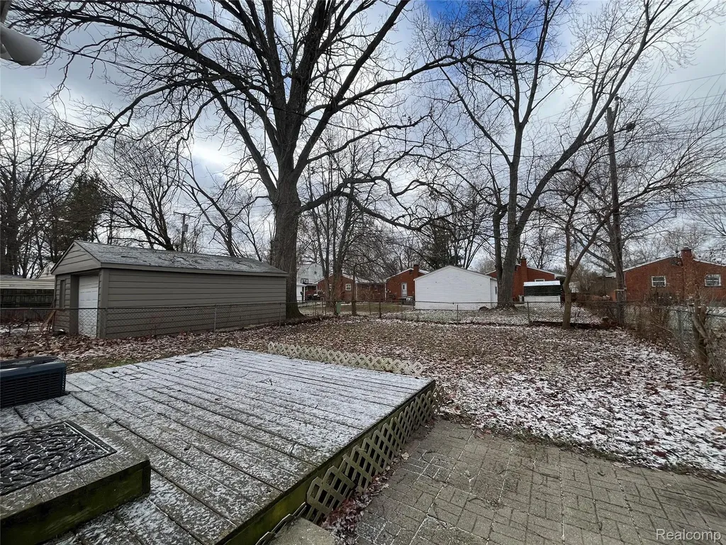 19461 Inkster Road Livonia City MI 48152