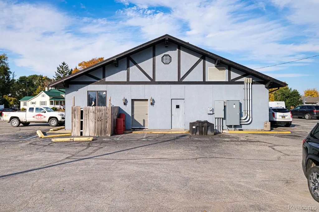 9264 Saginaw Road Denmark Township MI 48758