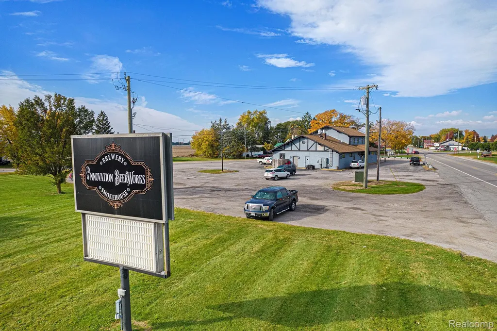 9264 Saginaw Road Denmark Township MI 48758