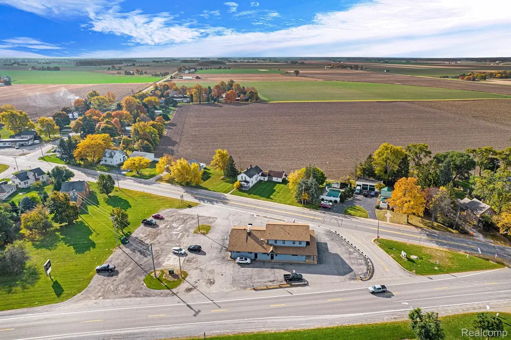 9264 Saginaw Road Denmark Township MI 48758