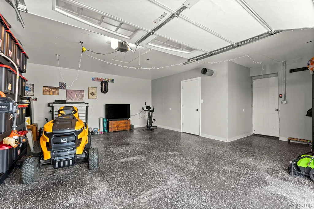 50001 Geddes Road Canton Charter Township MI 48188