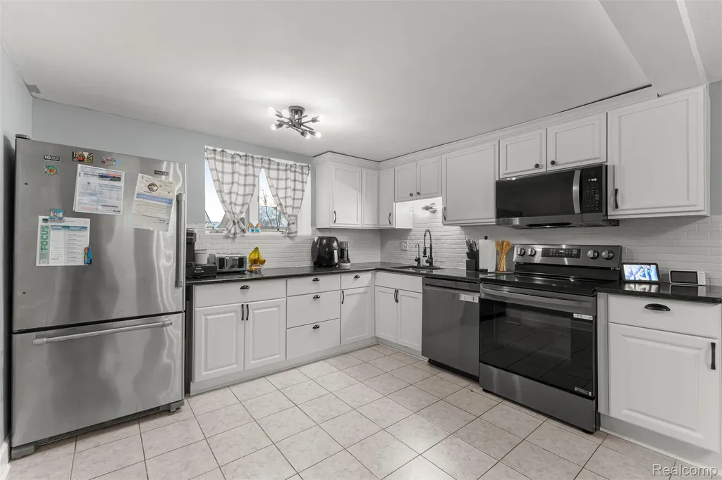 50001 Geddes Road Canton Charter Township MI 48188