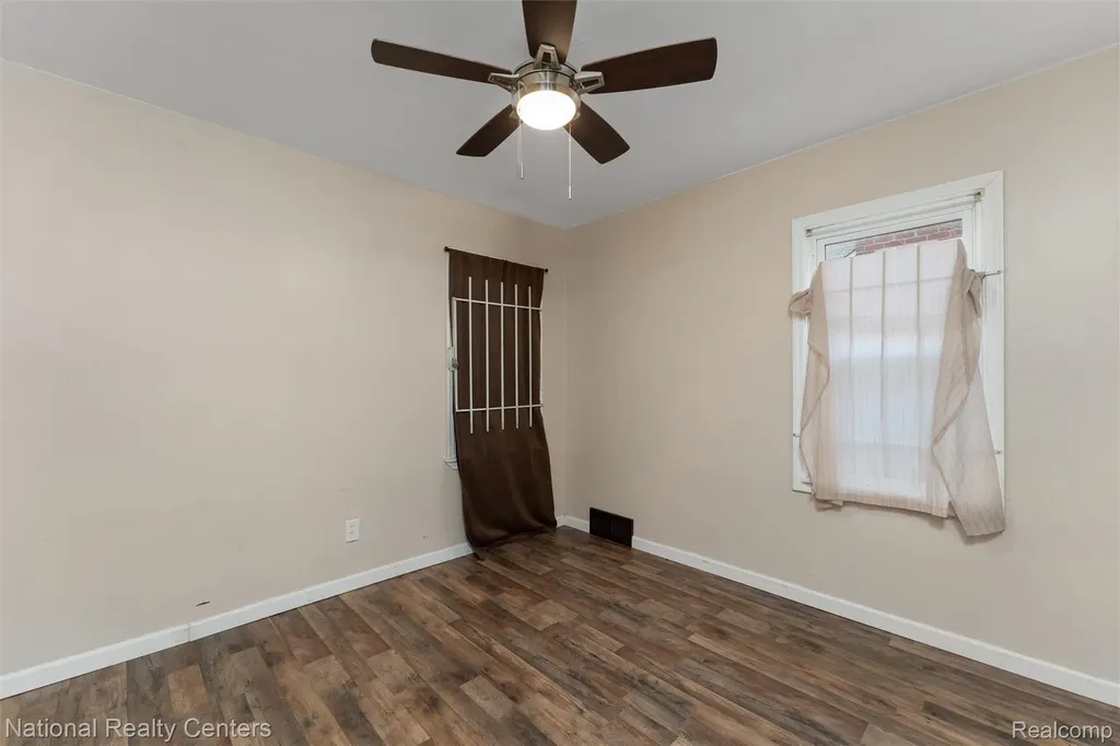 5525 Cadieux Road Detroit City MI 48224