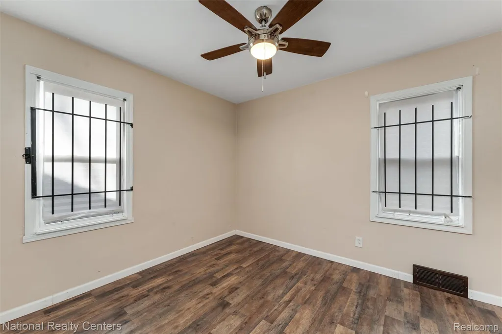5525 Cadieux Road Detroit City MI 48224