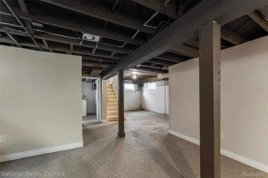 5525 Cadieux Road Detroit City MI 48224