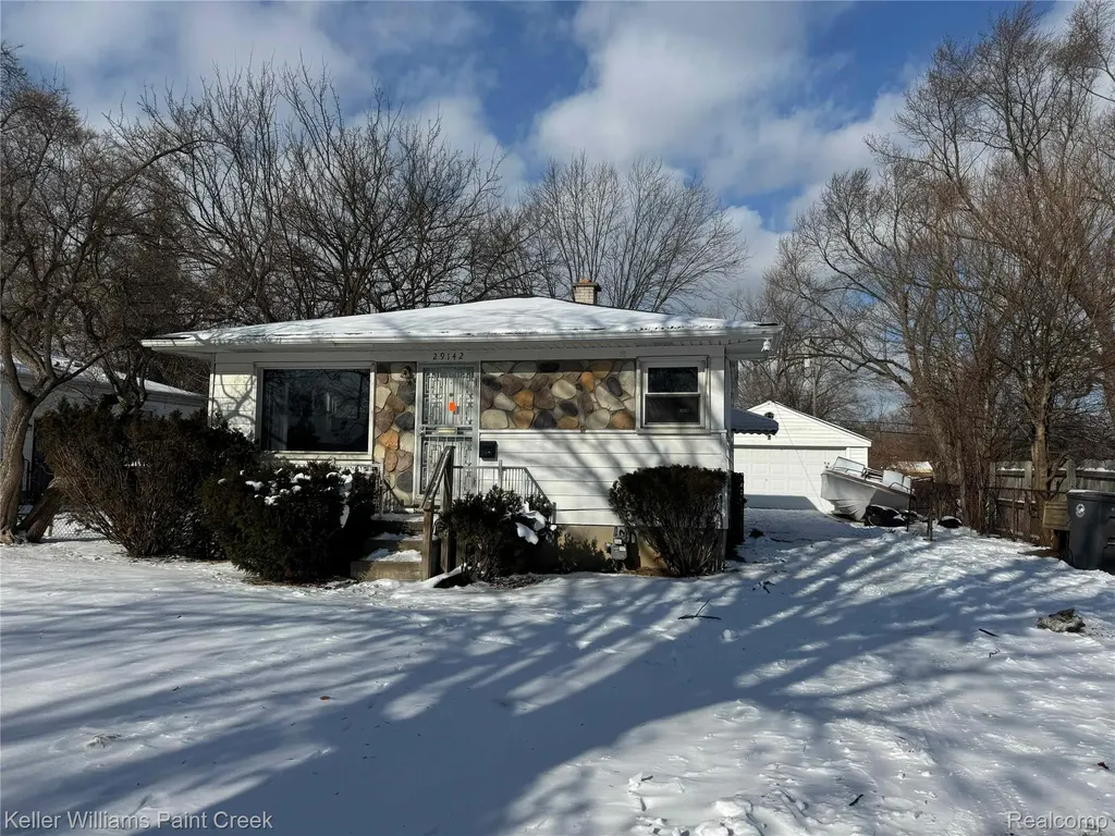 29142 Rosewood Street Inkster City MI 48141