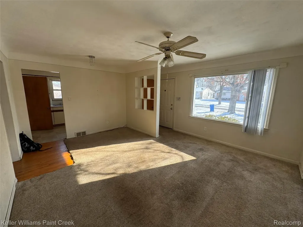 29142 Rosewood Street Inkster City MI 48141