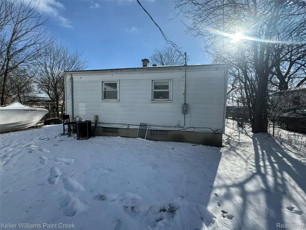 29142 Rosewood Street Inkster City MI 48141